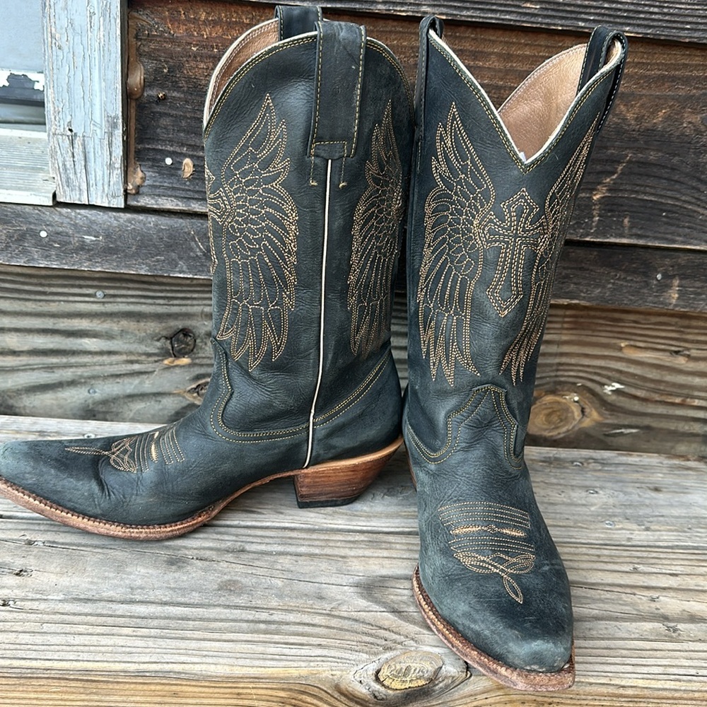 Cowgirl Cowboy boots
